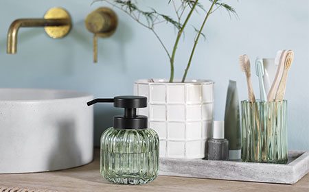 Poznaj nowe pomysły na wystrój wnętrza łazienki | JYSK